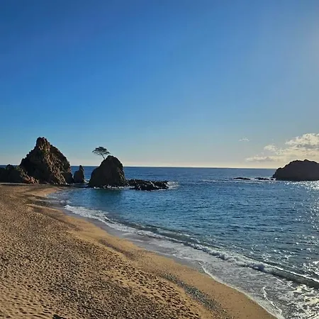 Kerstin Bruns - Lissa With Ocean Views Τόσα ντε Μαρ